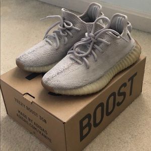 Yeezy Boost 350 V2 size 6